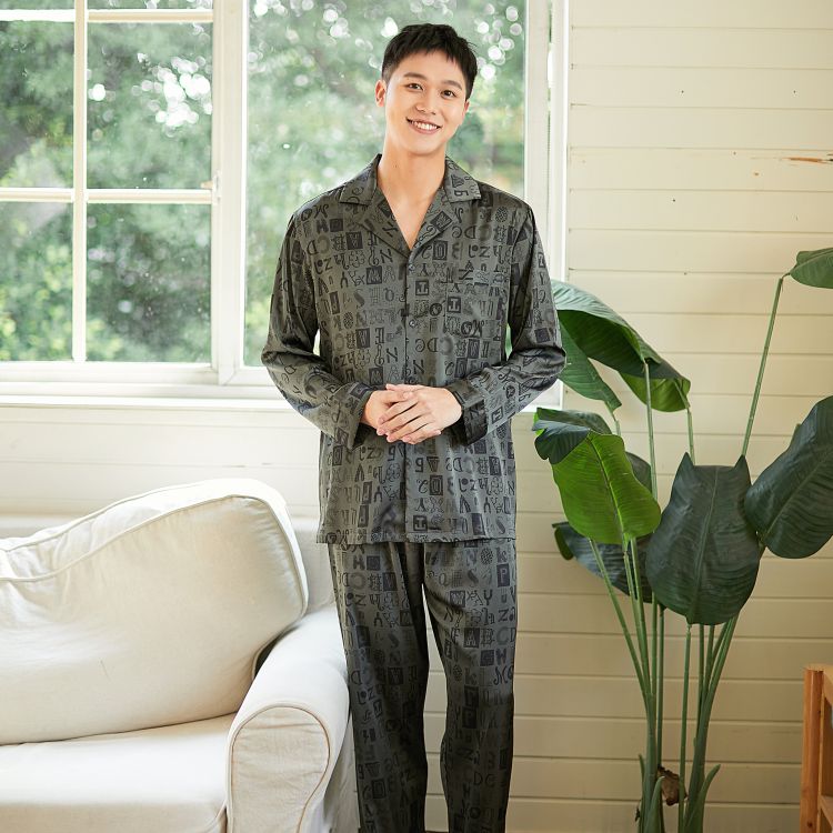 男士冰雪丝印花开扣套